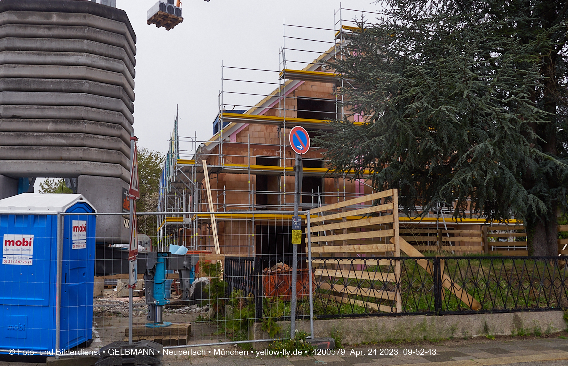24.04.2023 - Baustelle Niederalmstraße 16 in Neuperlach